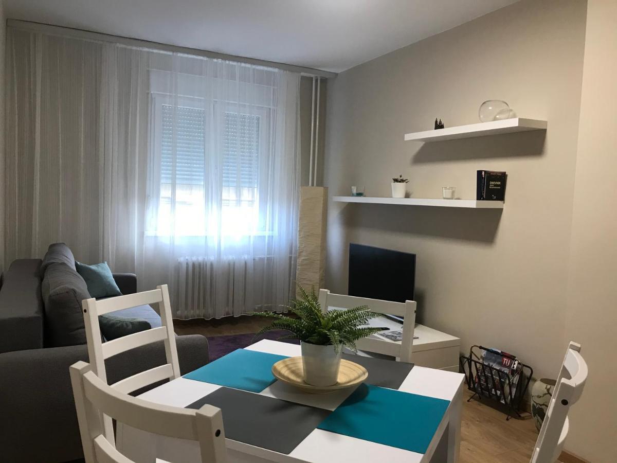 Td City Center Apartment Belgrado Exterior foto